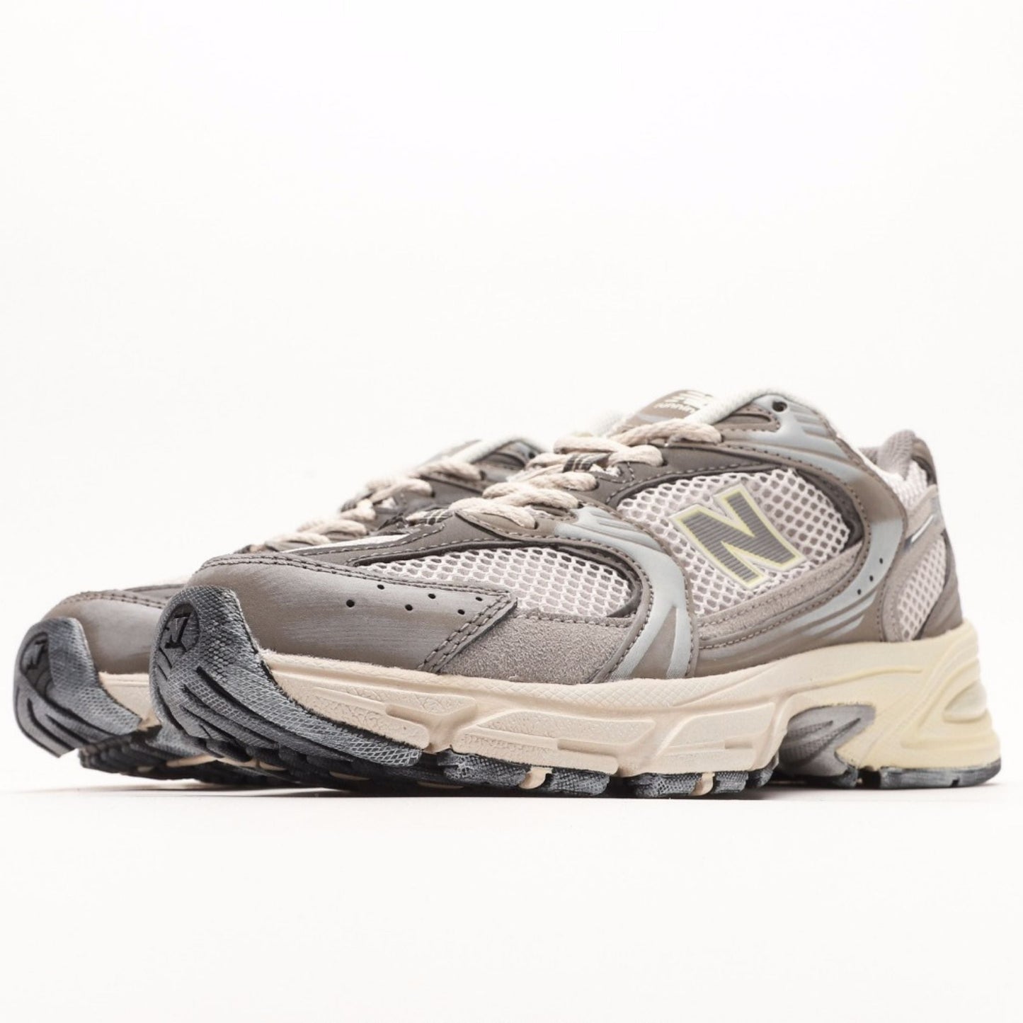 New Balance 530 Grey/Beige