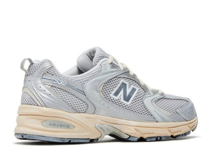 New Balance 530 Vintage Silver Metallic Moonbeam