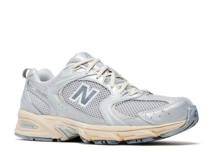 New Balance 530 Vintage Silver Metallic Moonbeam